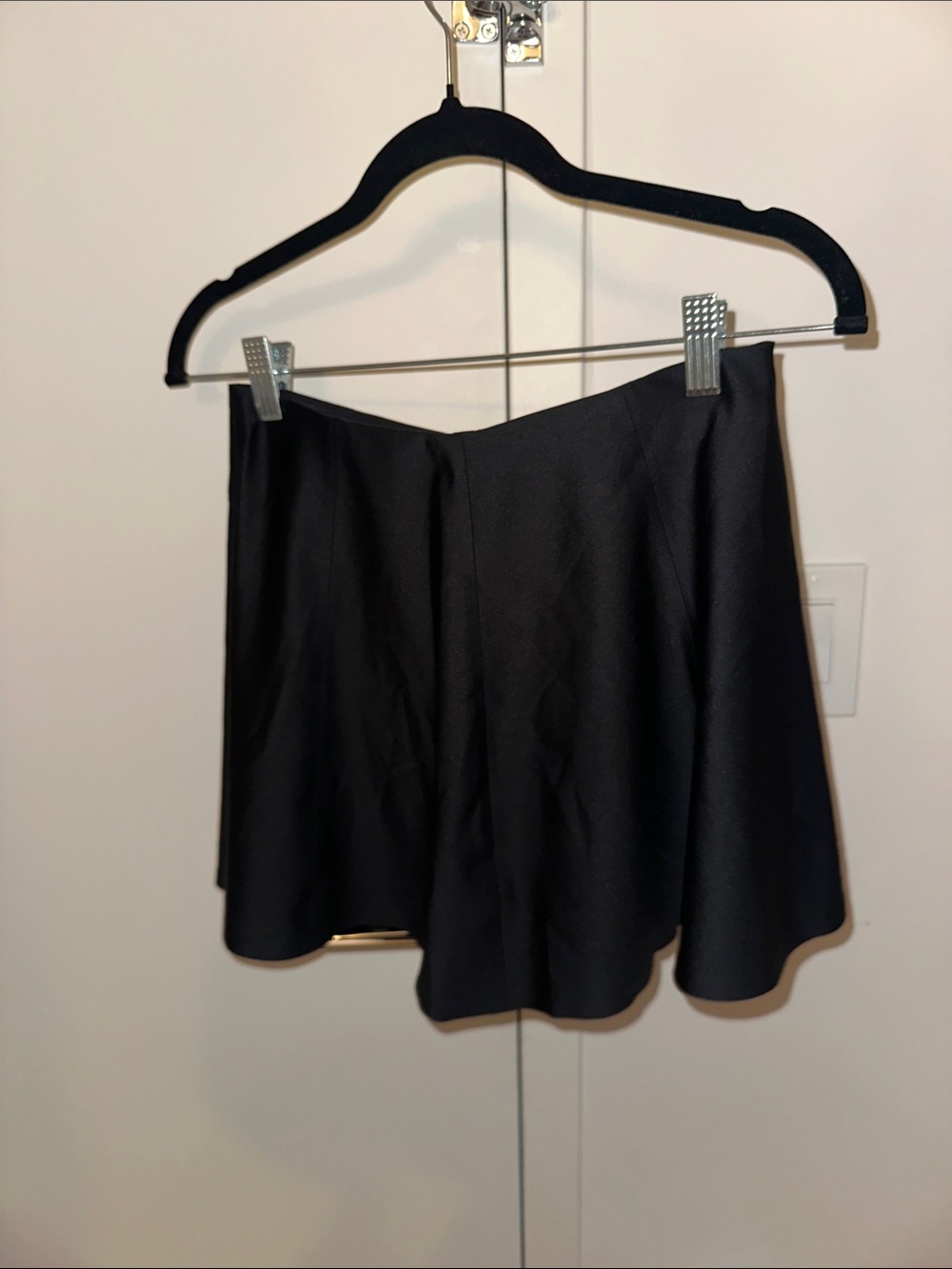 Alo skort. New with tags.